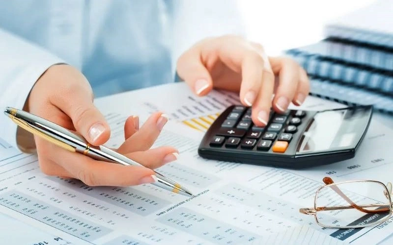 تطبیق حساب‌ها و بررسی مانده‌ها با مدارک پشتیبان
